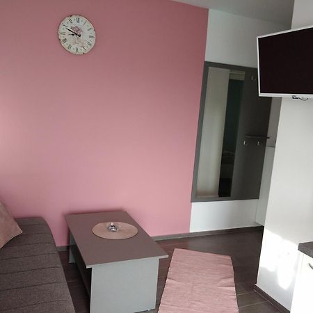 Apartmani Verica Karlobag Extérieur photo