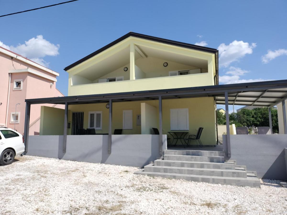 Apartmani Verica Karlobag Extérieur photo
