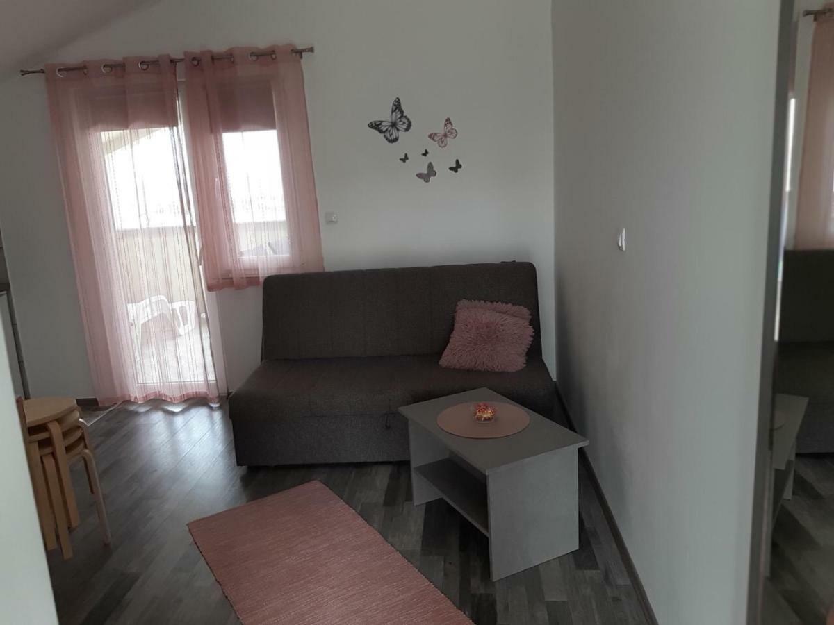 Apartmani Verica Karlobag Extérieur photo