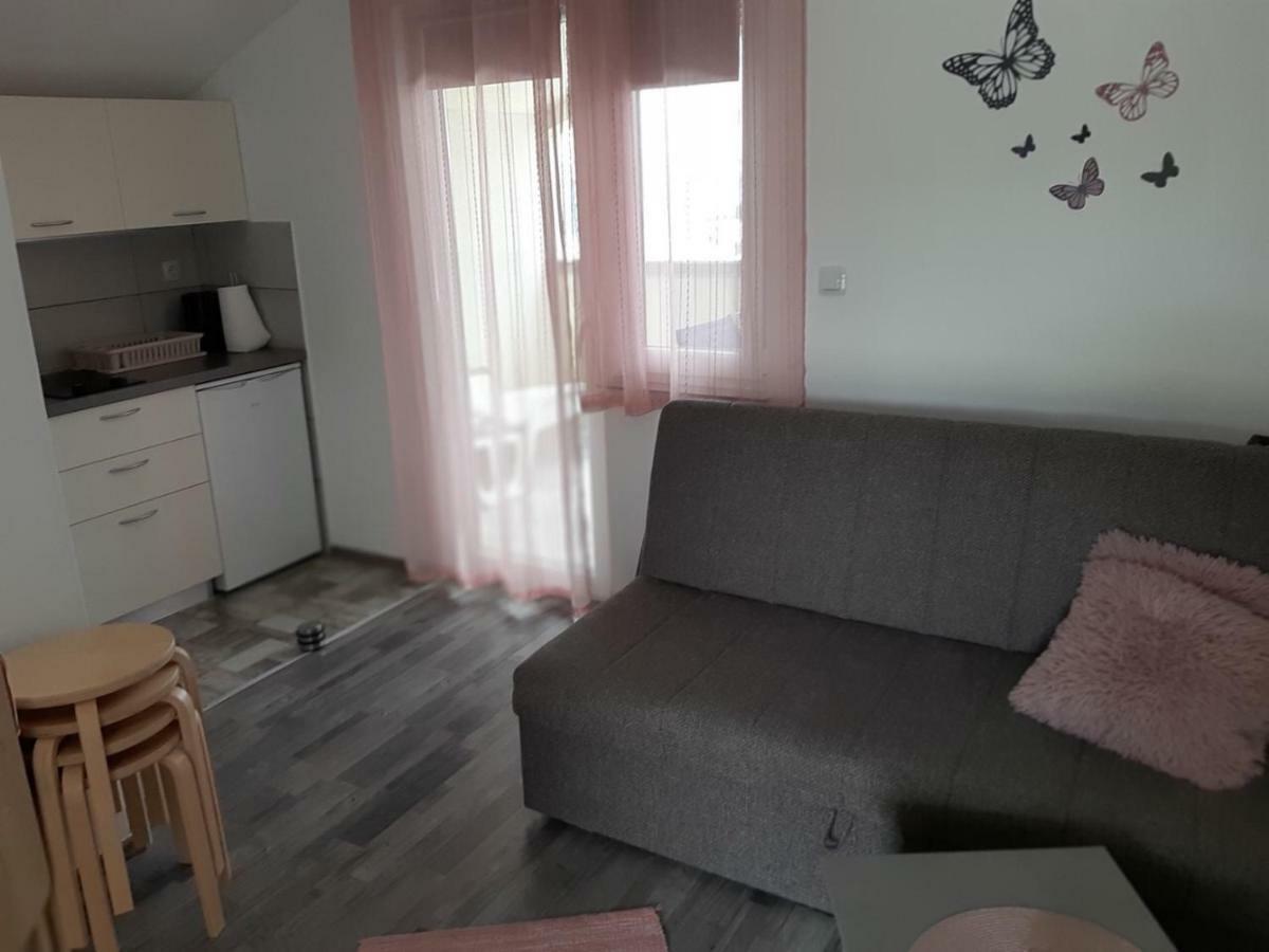 Apartmani Verica Karlobag Extérieur photo