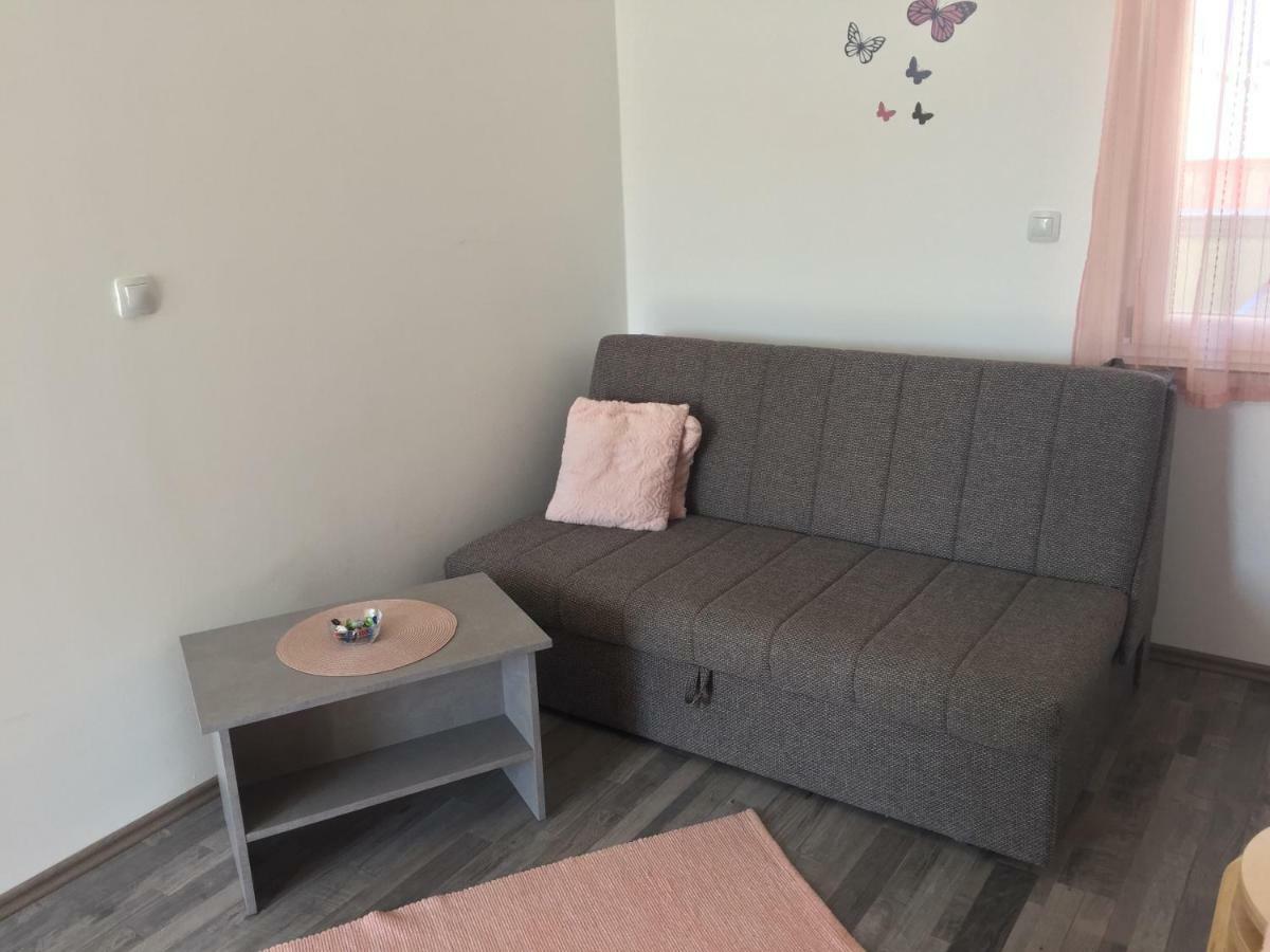 Apartmani Verica Karlobag Extérieur photo