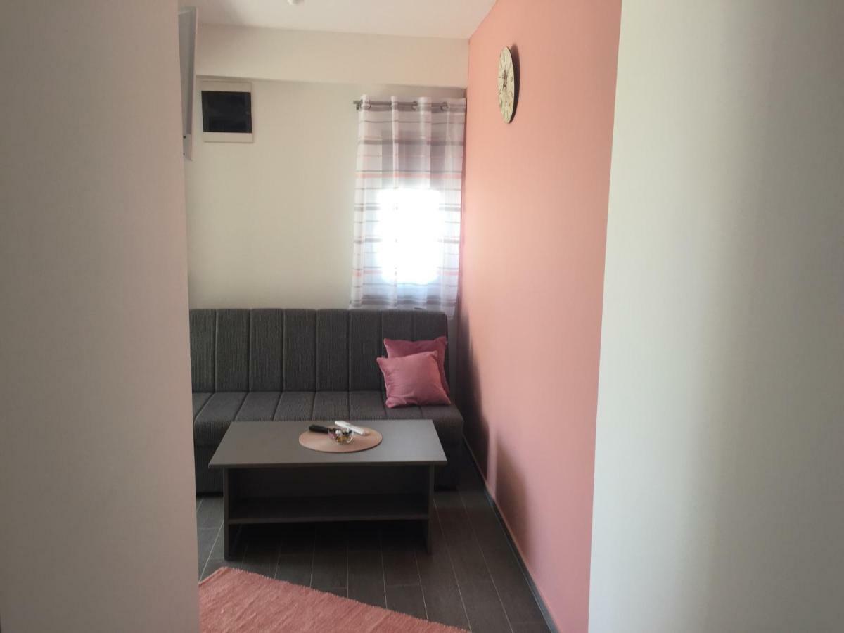 Apartmani Verica Karlobag Extérieur photo